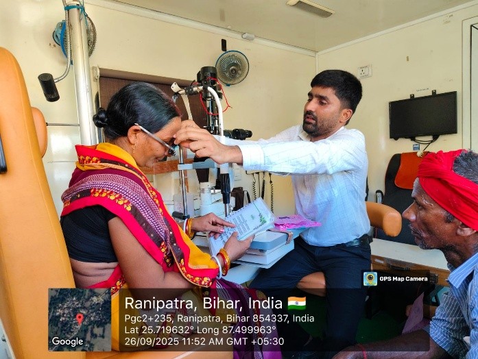 SBI Sanjeevani Clinic on Wheels Image 16